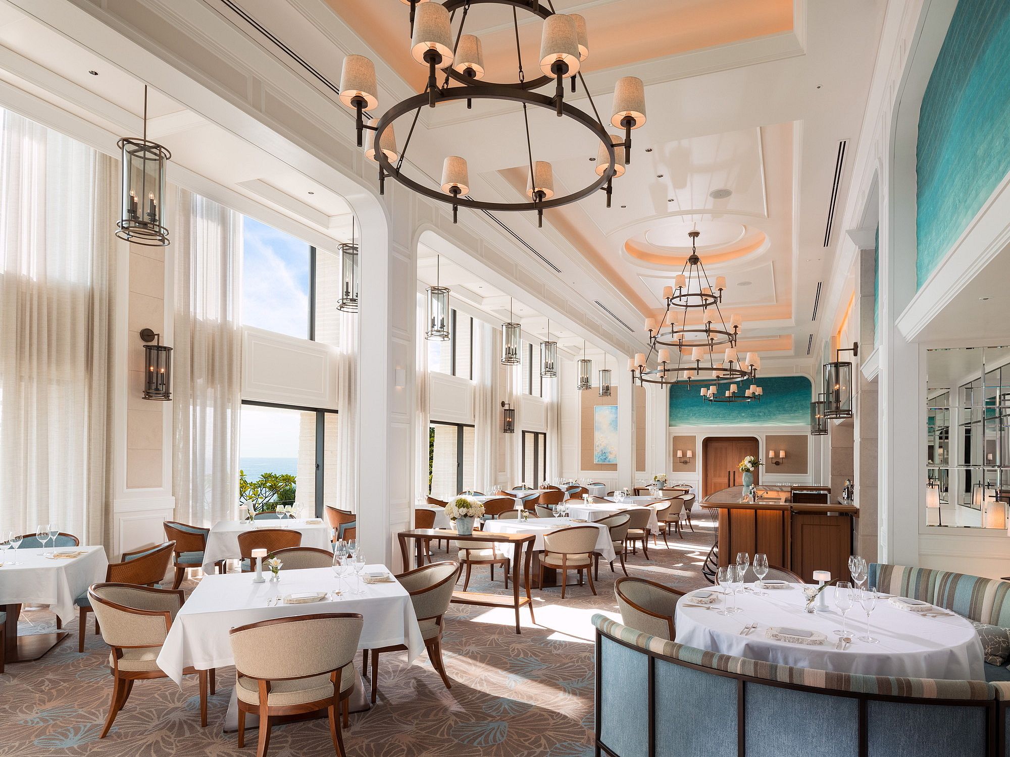 ハレクラニ沖縄 - 宿泊予約・飛行機付き予約｜価格が魅力！